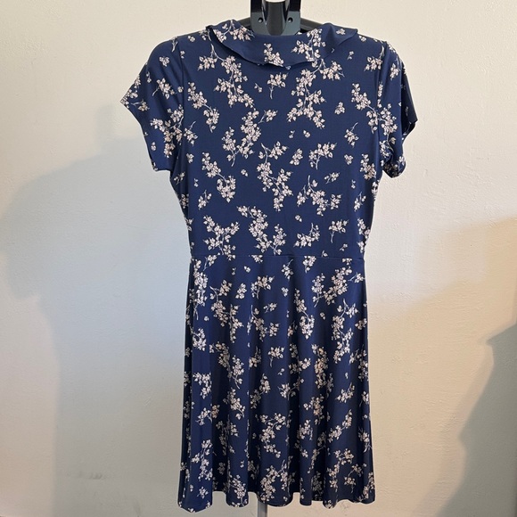Floral Blue Wrap Dress - Picture 9 of 11